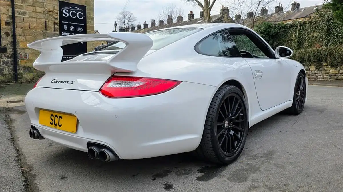 2011-porsche-911-38-carrera-s-rwd-coupe-pdk-big-5
