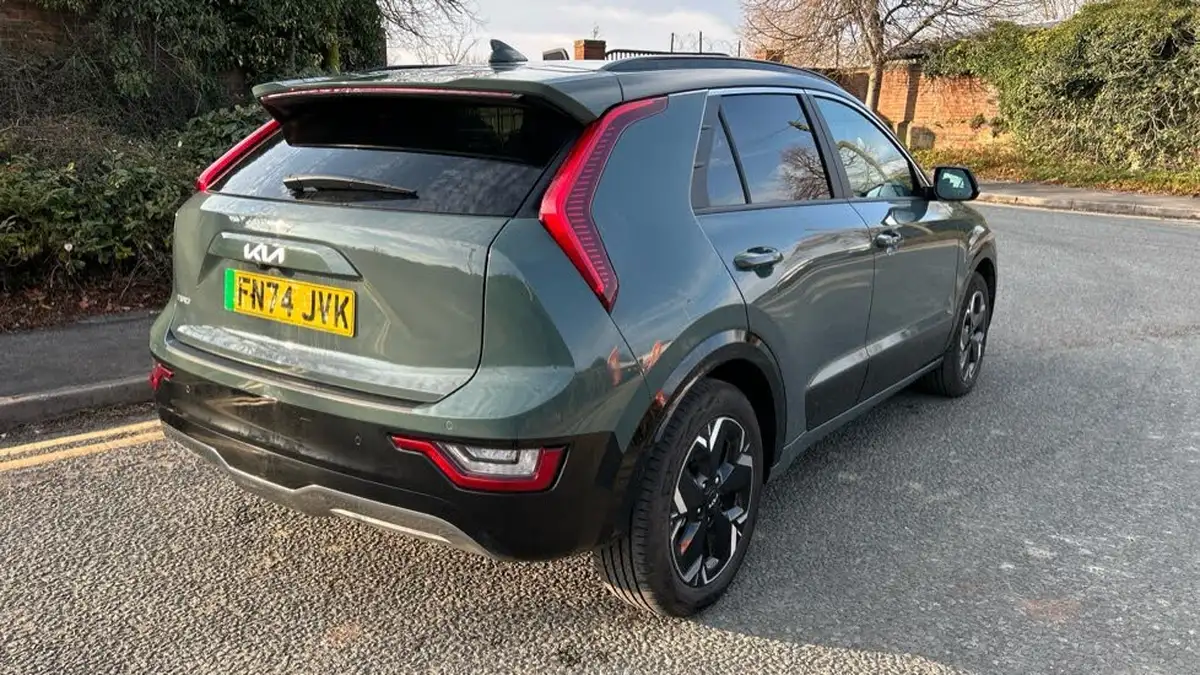 2024-kia-niro-ev-e-3-big-30