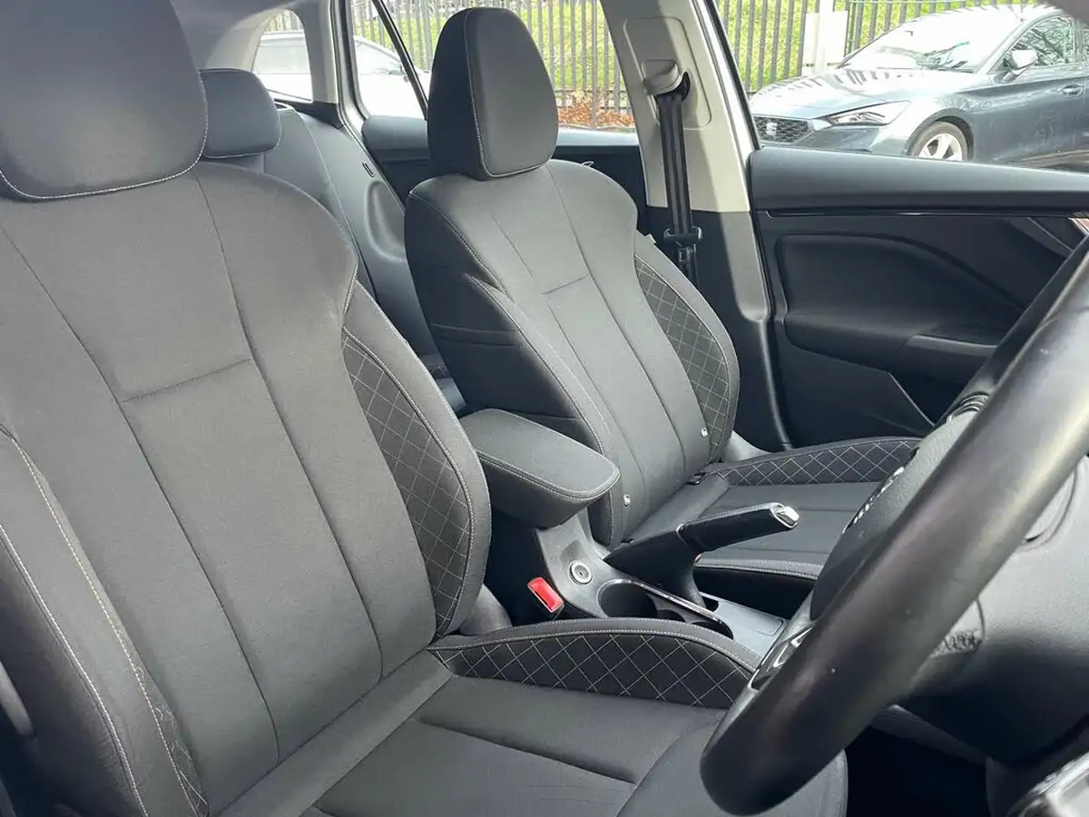 2019-skoda-scala-10-tsi-se-115ps-big-17