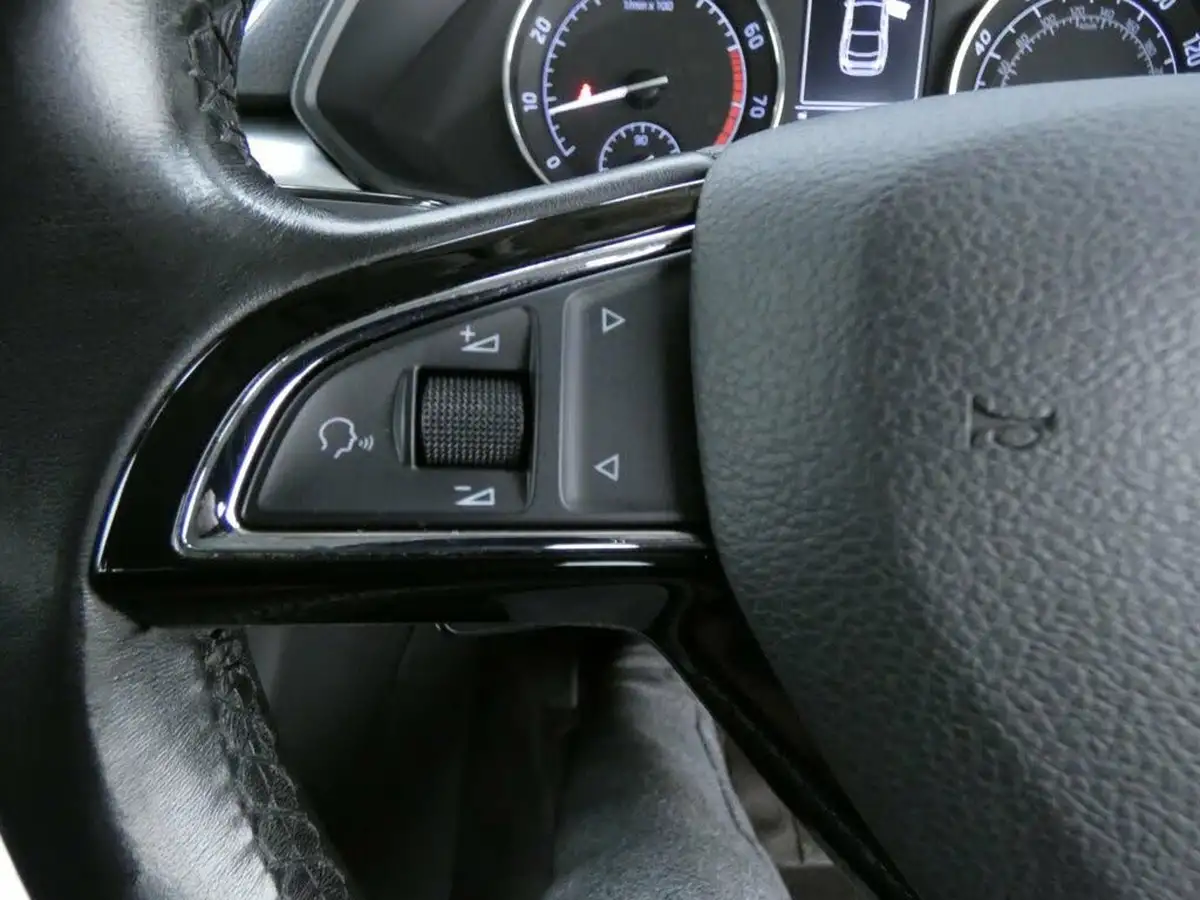 2019-skoda-superb-15-tsi-se-hatchback-big-13