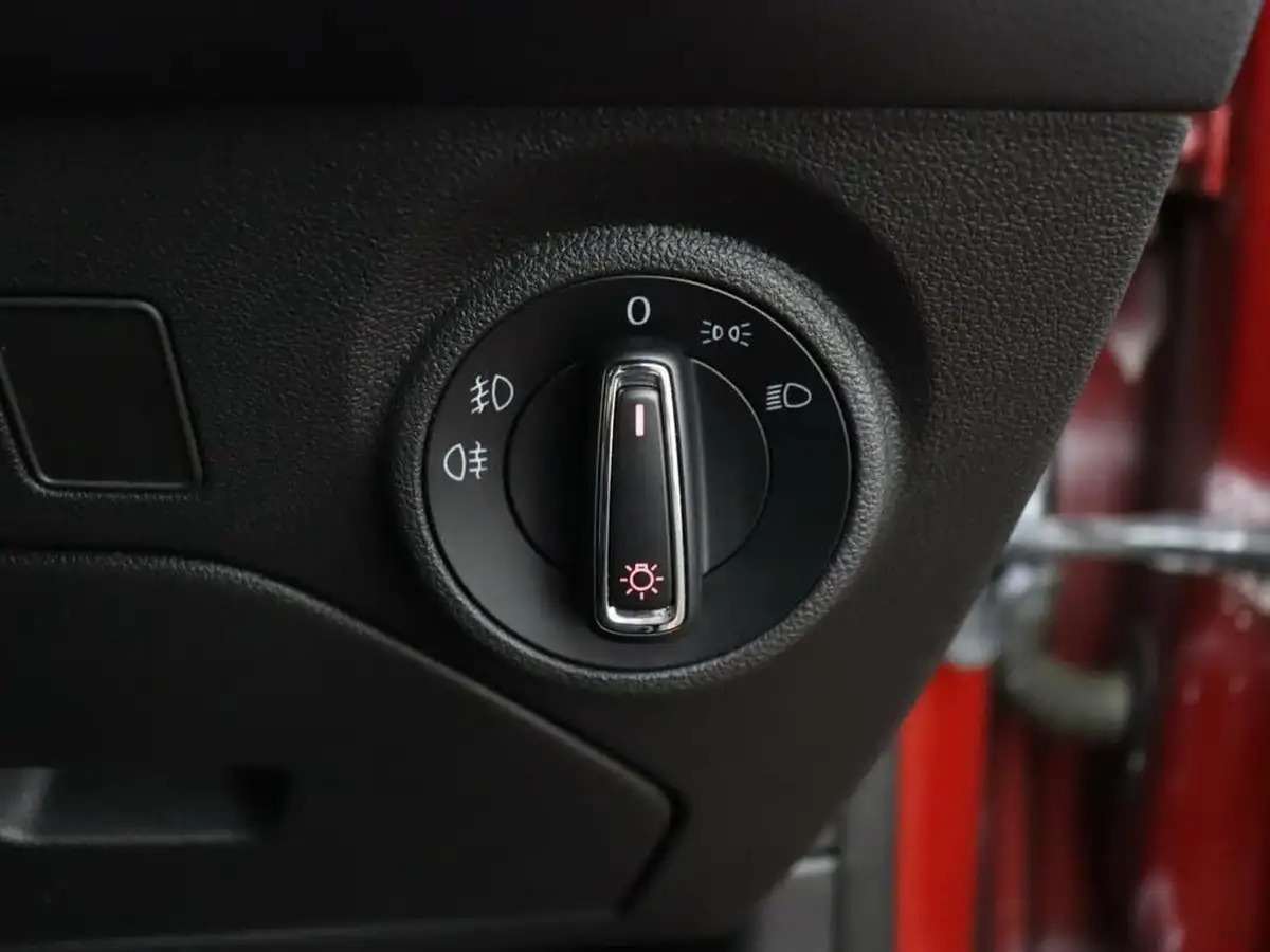 2019-seat-leon-15-tsi-evo-se-dynamic-ss-hatchback-big-21