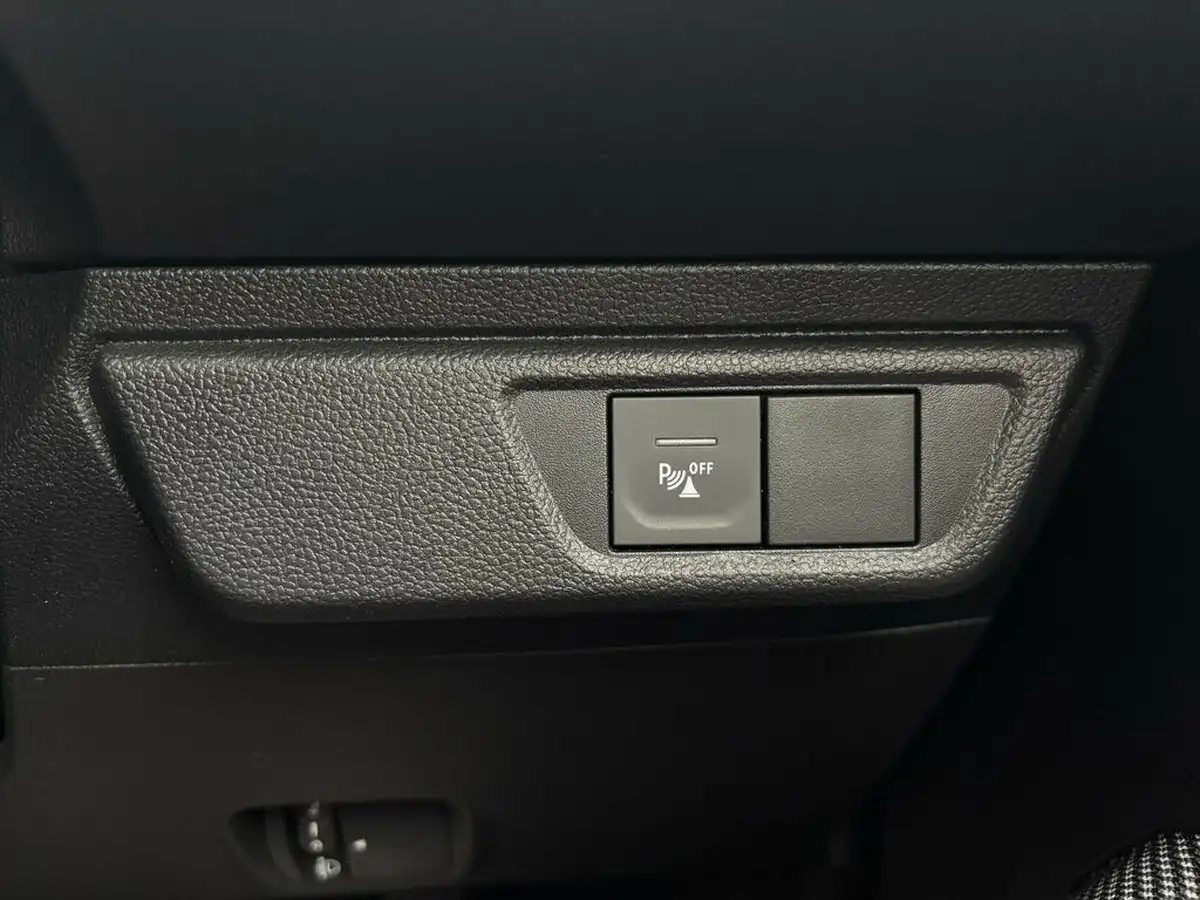 2022-dacia-sandero-10-tce-comfort-90bhp-big-28