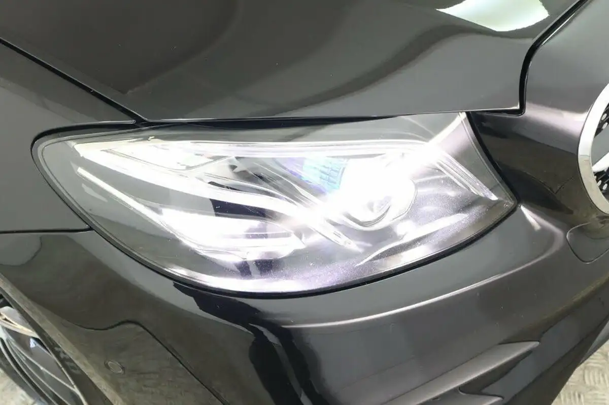 2020-mercedes-benz-e-class-20-e350-amg-line-ss-cabriolet-big-50