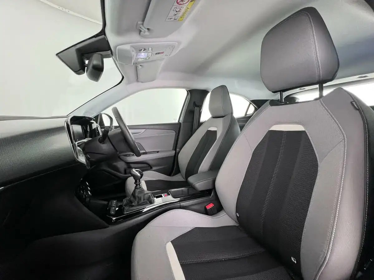 2021-vauxhall-mokka-12-elite-nav-premium-100ps-big-13