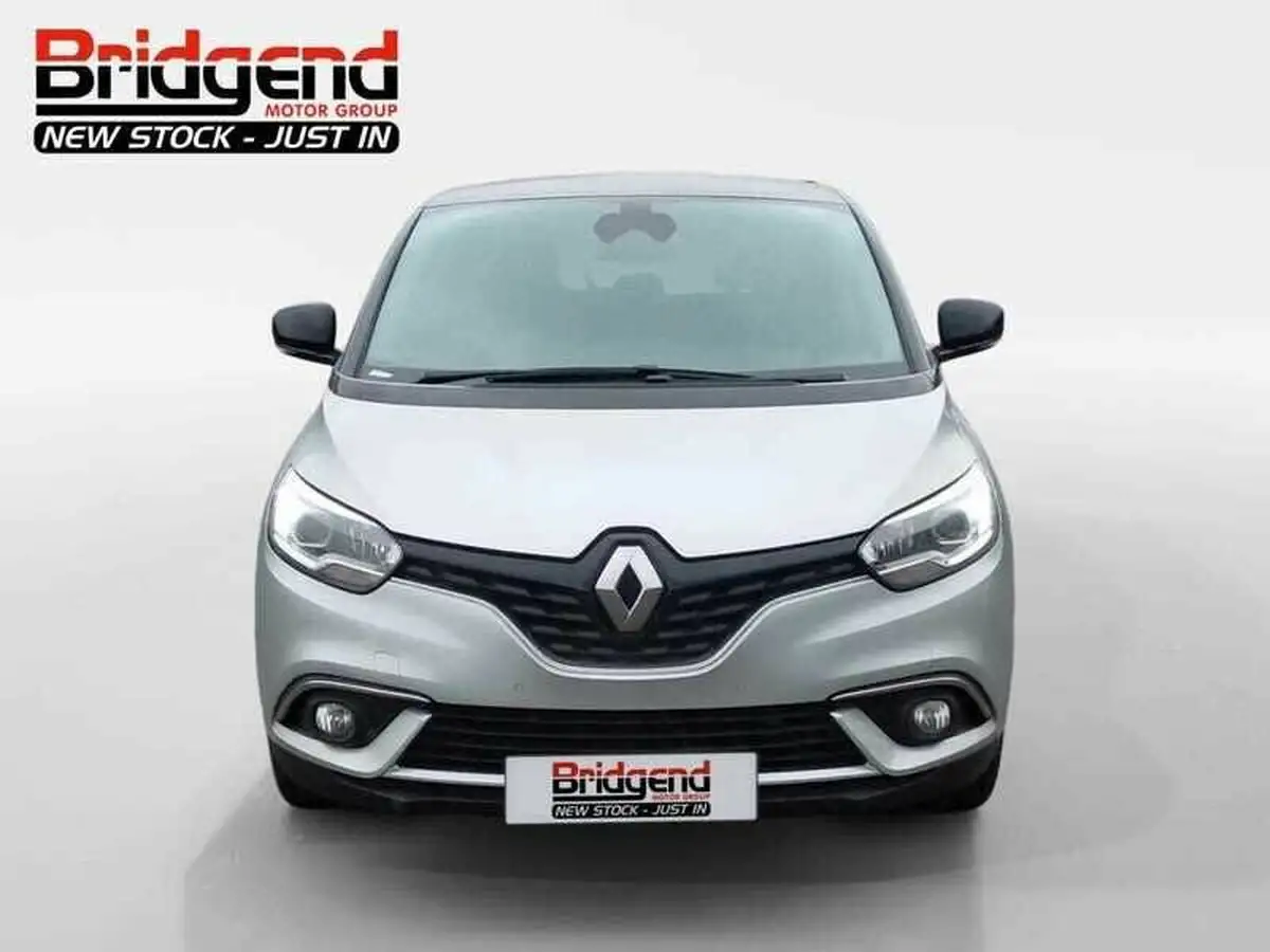 2019-renault-scenic-17dci-iconic-big-1