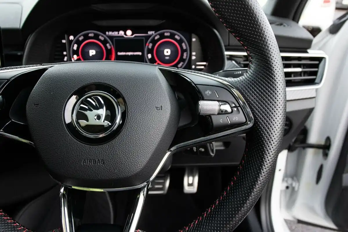 2021-skoda-scala-15-tsi-monte-carlo-dsg-big-21