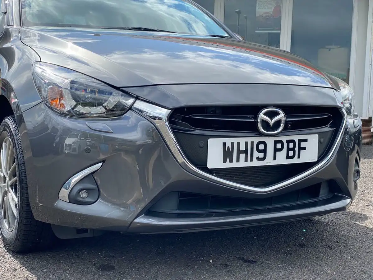 2019-mazda-mazda2-big-8