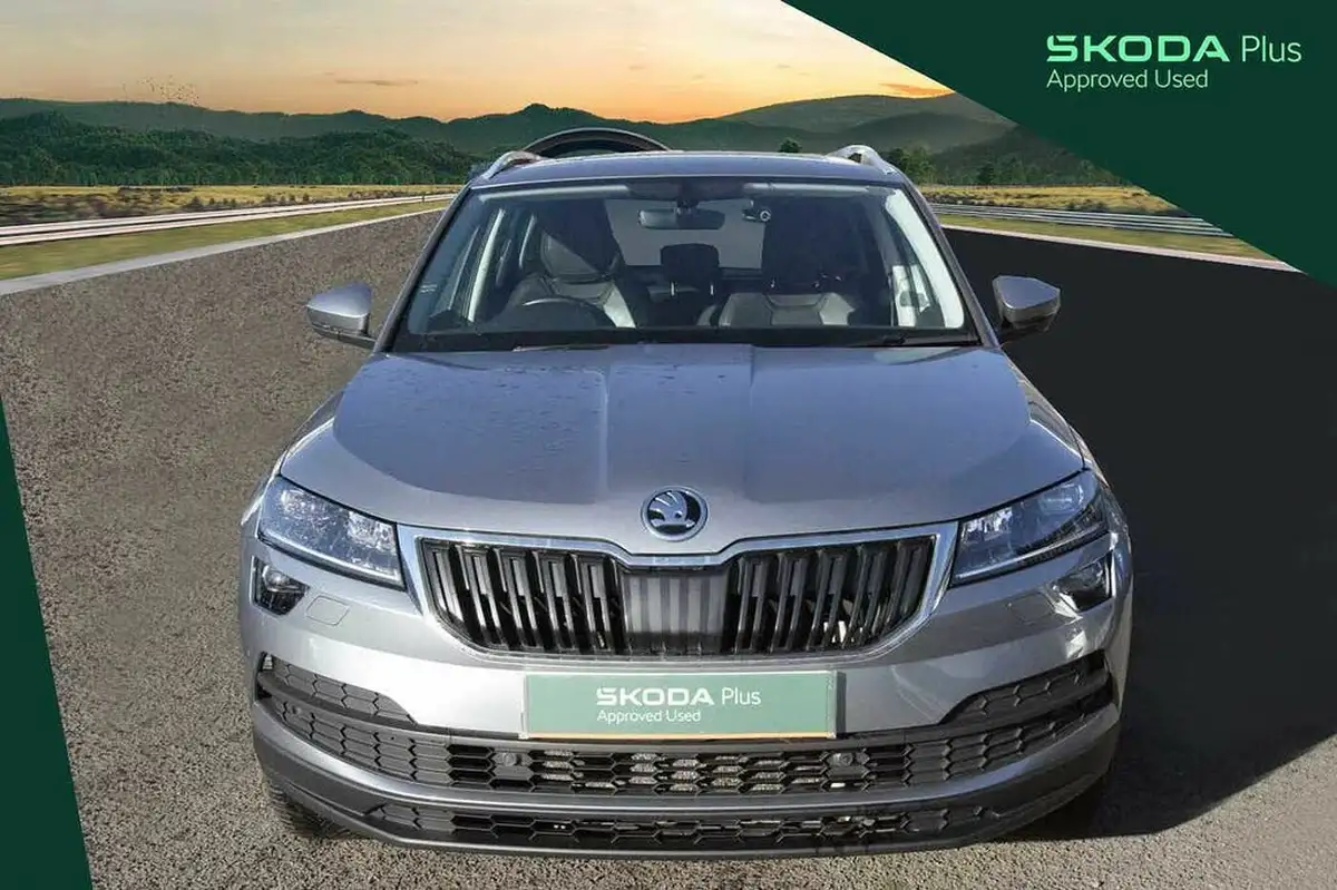 2019-skoda-karoq-15-tsi-se-l-dsg-big-8