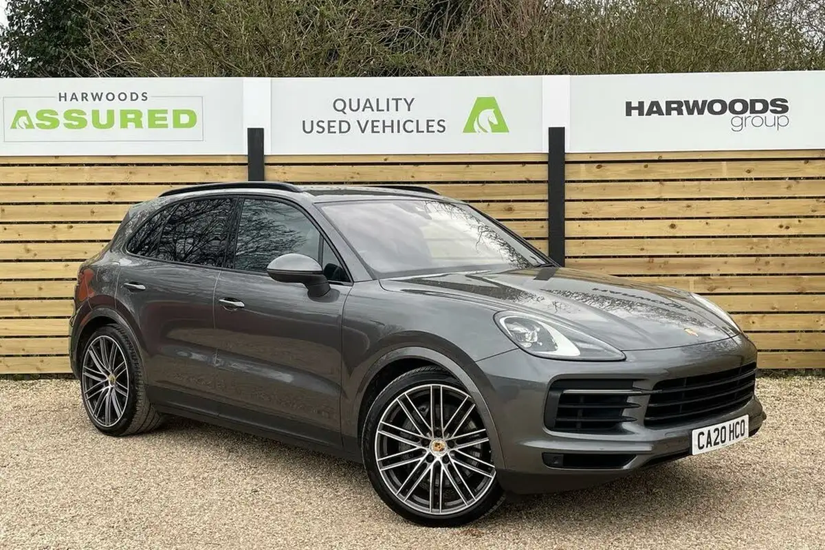 2020-porsche-cayenne-30-v6-s-big-0