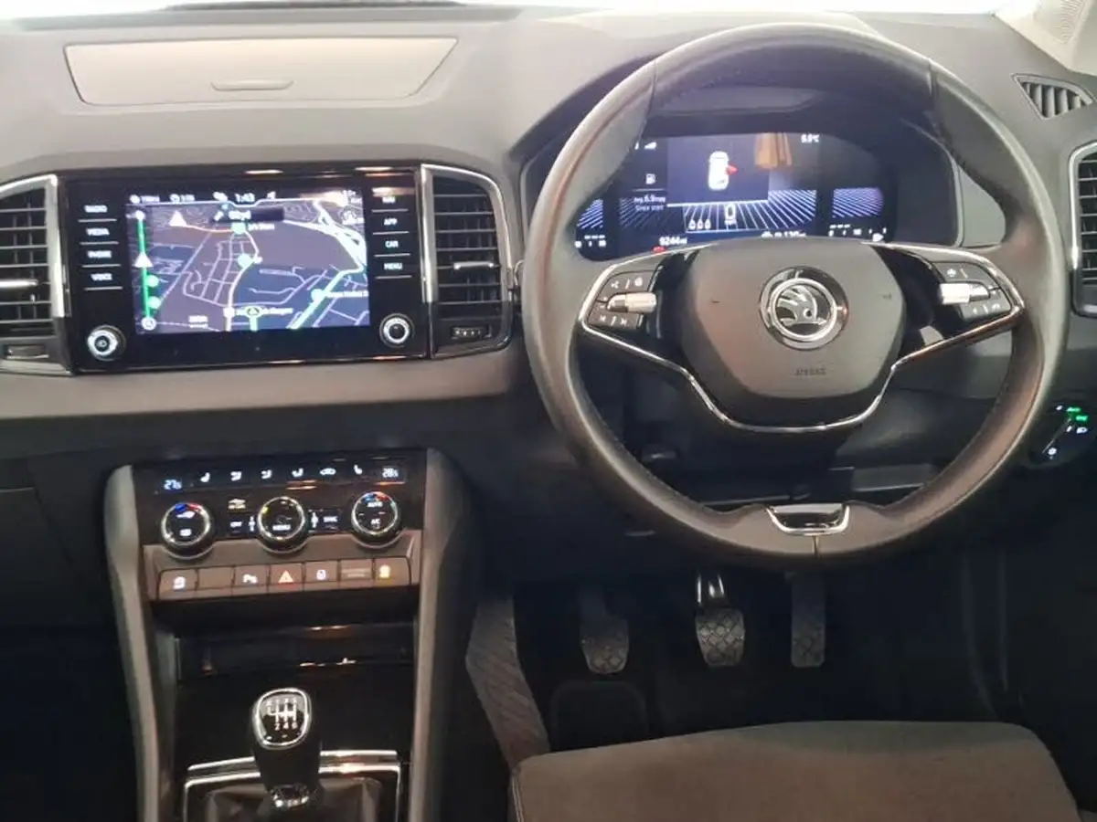 2023-skoda-karoq-10-tsi-se-l-big-6