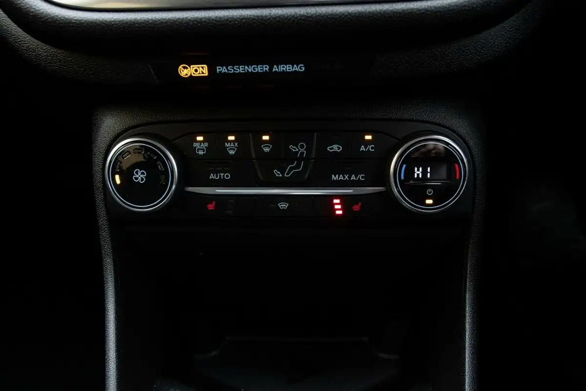 2018-ford-fiesta-10t-active-x-100ps-auto-big-31