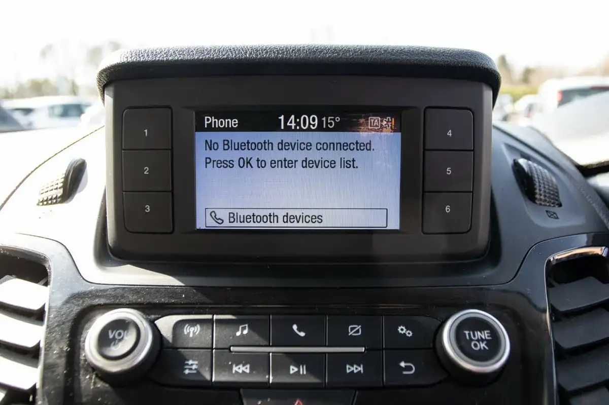2020-ford-grand-tourneo-connect-15-titanium-big-24