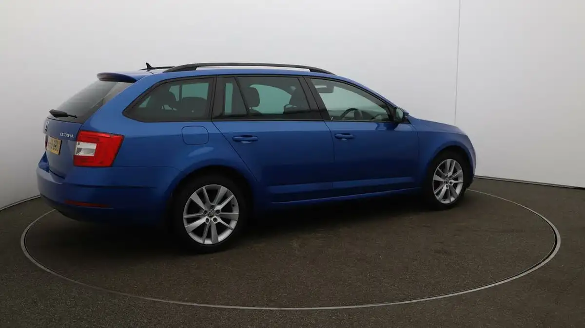 2020-skoda-octavia-15-tsi-se-l-estate-dsg-big-45
