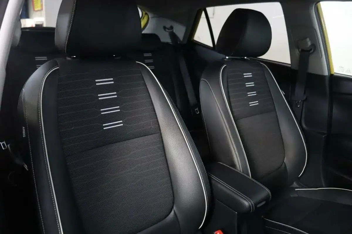 2023-kia-stonic-10-t-gdi-gt-line-s-118bhp-big-21