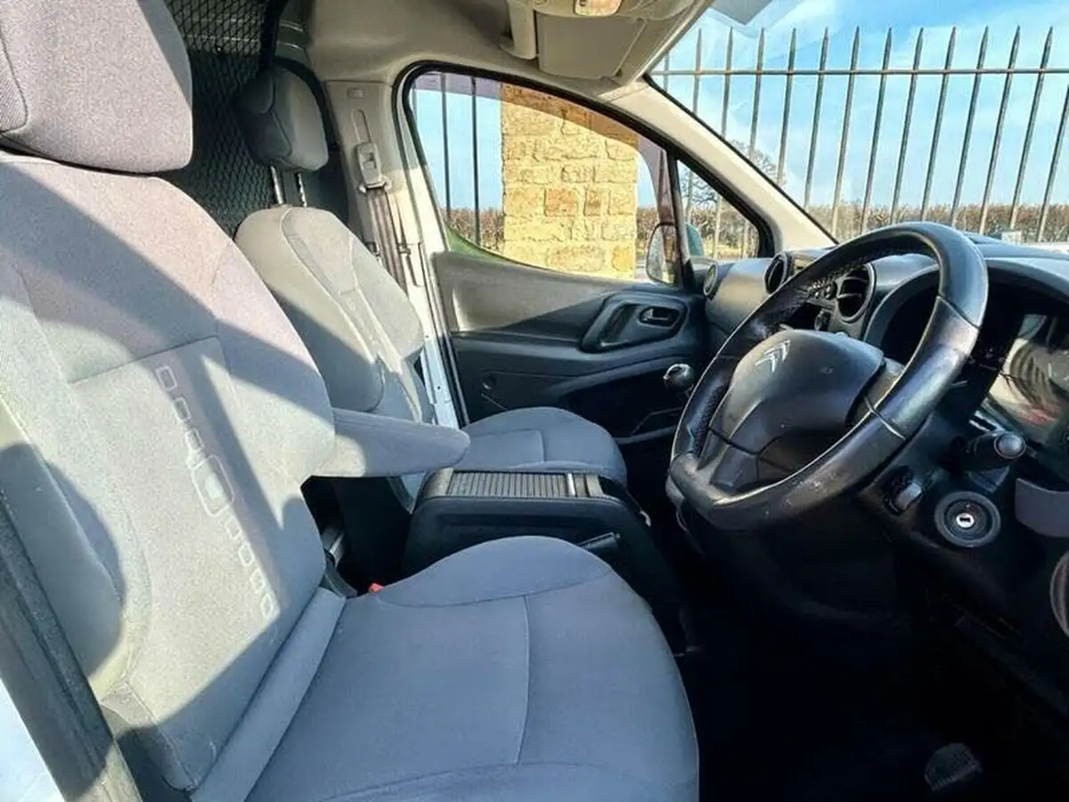 2013-citroen-berlingo-16td-l1-625-x-16hdi-75-panel-big-16