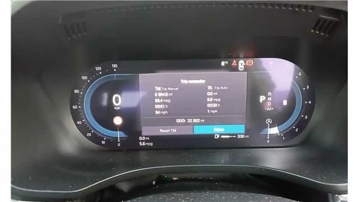 2022-volvo-xc60-20-b5-core-big-11