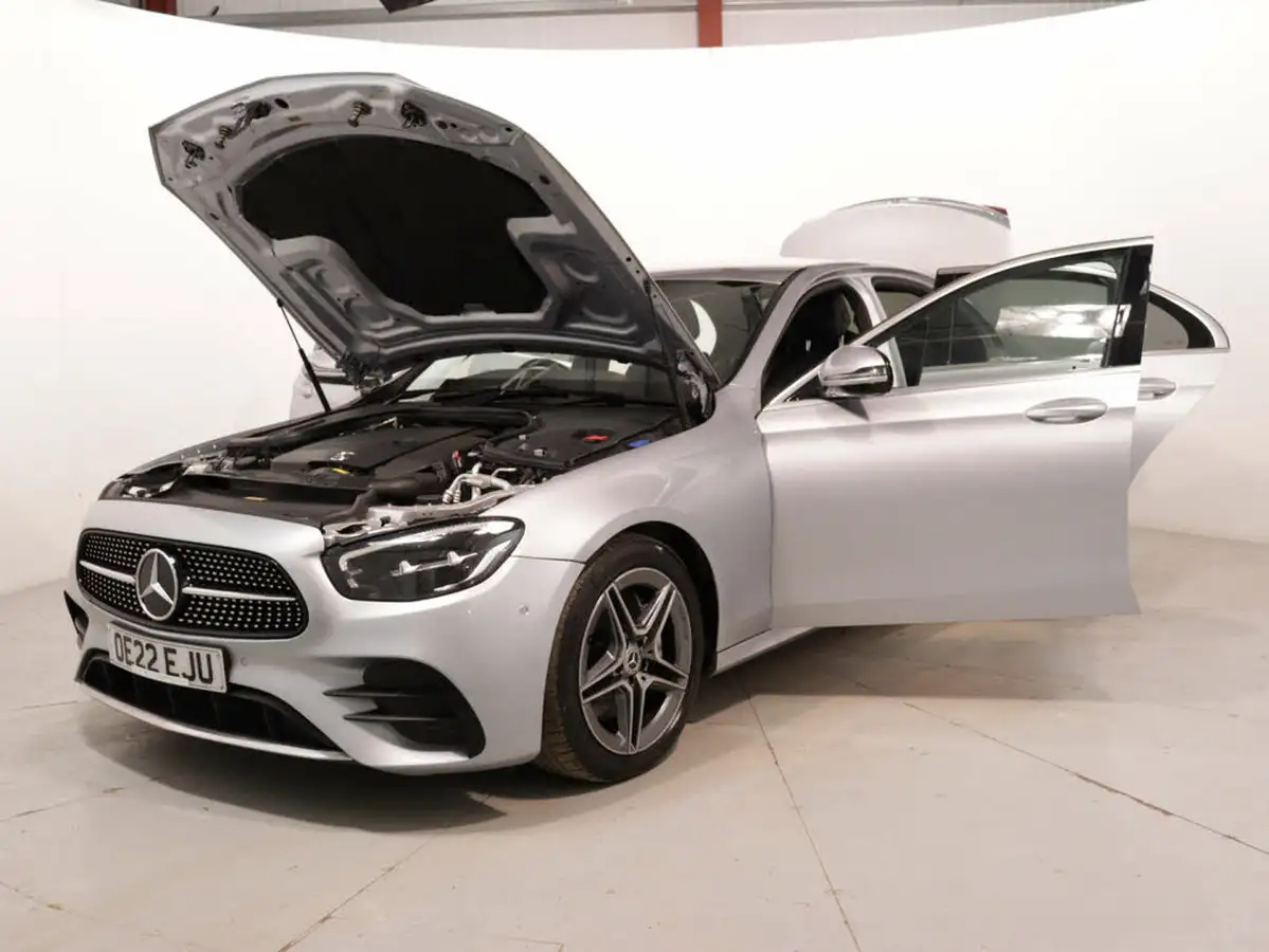2022-mercedes-benz-e-class-20-e200-amg-line-211ps-saloon-4d-big-45