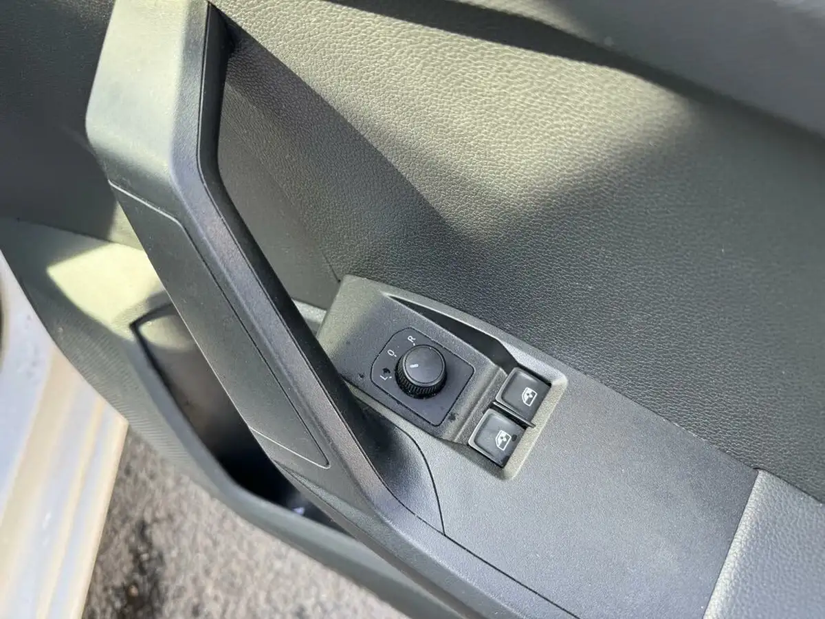 2021-seat-ibiza-10-tsi-se-technology-big-8