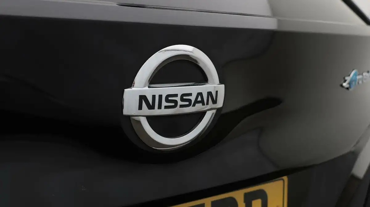 2020-nissan-leaf-e-tekna-big-21