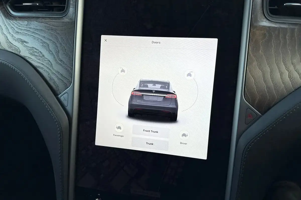 2019-tesla-model-x-e-100d-big-39