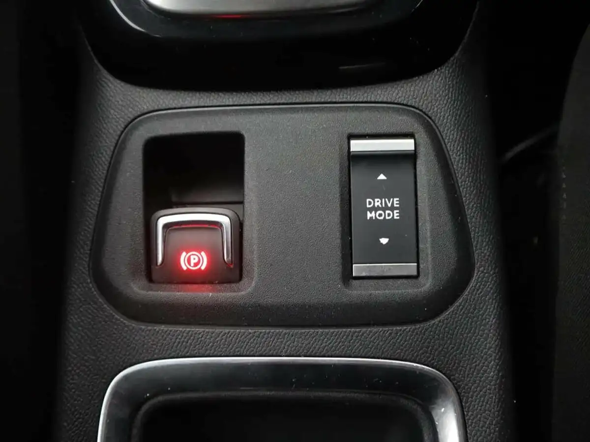 2020-vauxhall-corsa-e-se-nav-11kw-big-31
