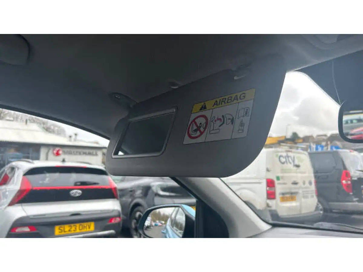 2020-hyundai-i10-10-se-connect-big-47