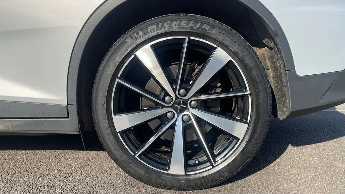 2022-polestar-polestar-2-e-ps2-170kw-long-single-plus-hatchback-big-17