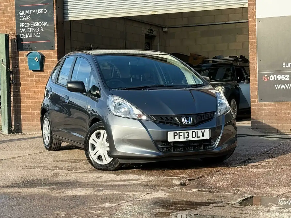 2013-honda-jazz-12-s-big-14