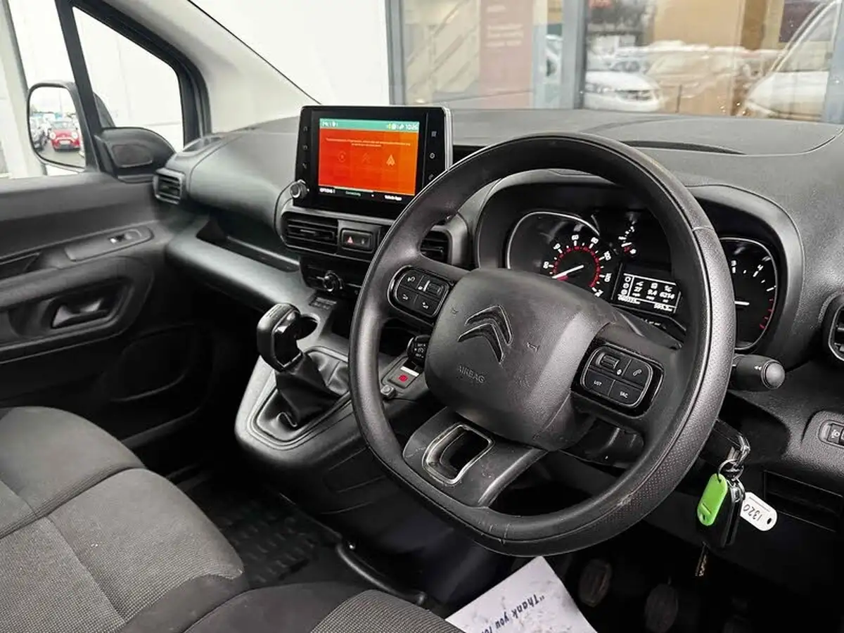 2021-citroen-berlingo-15bluehdi-1000-driver-100pseu6dt-e-ss-big-2