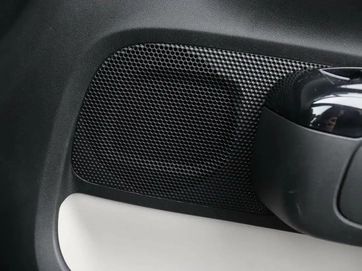 2019-citroen-c3-12-puretech-flair-82ps-ss-big-18