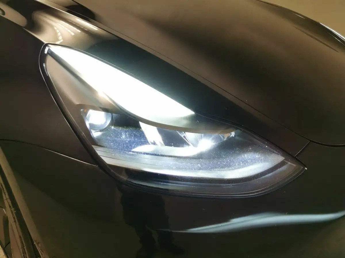 2021-tesla-model-3-e-long-range-4x4-big-4
