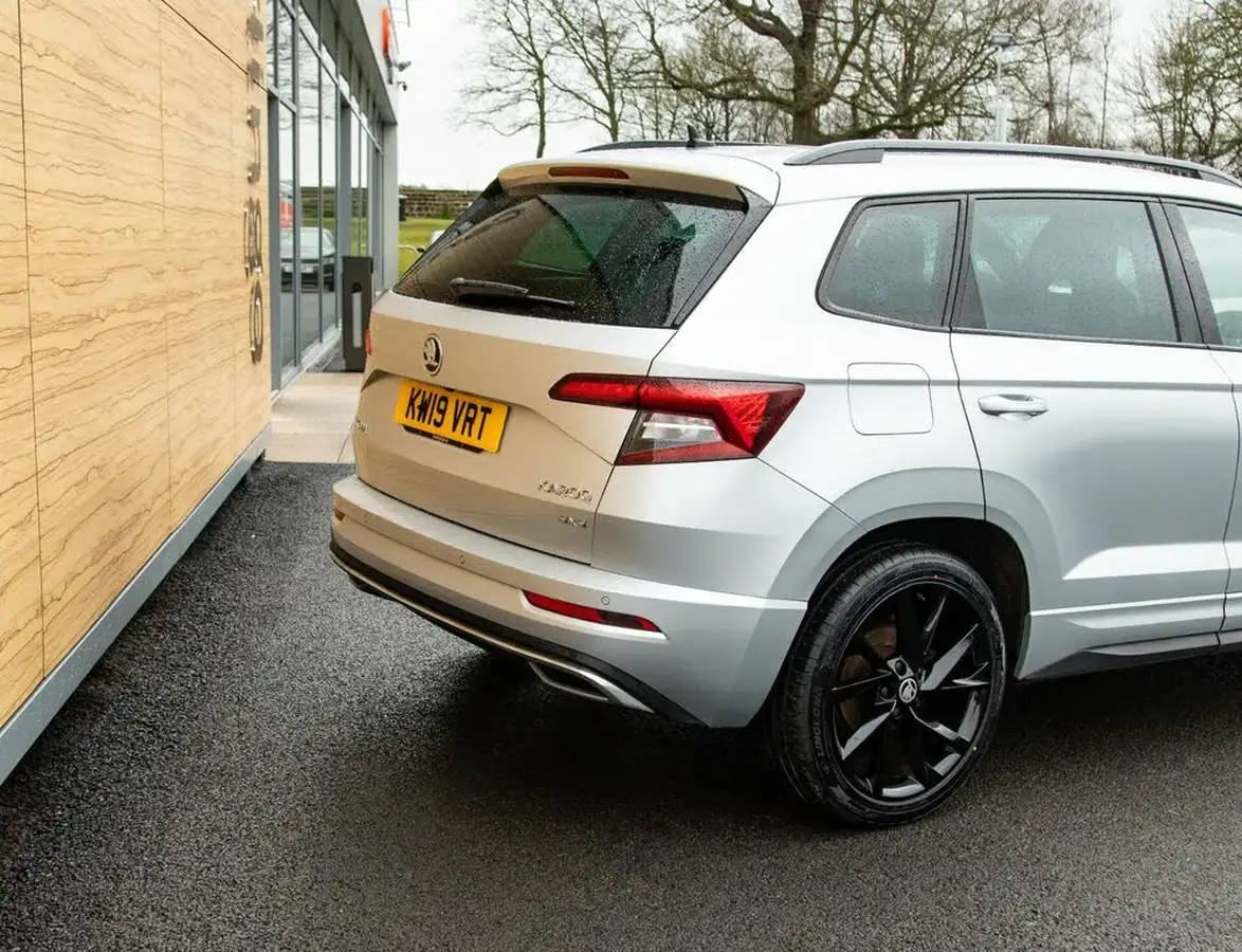 2019-skoda-karoq-20-tsi-sportline-big-9