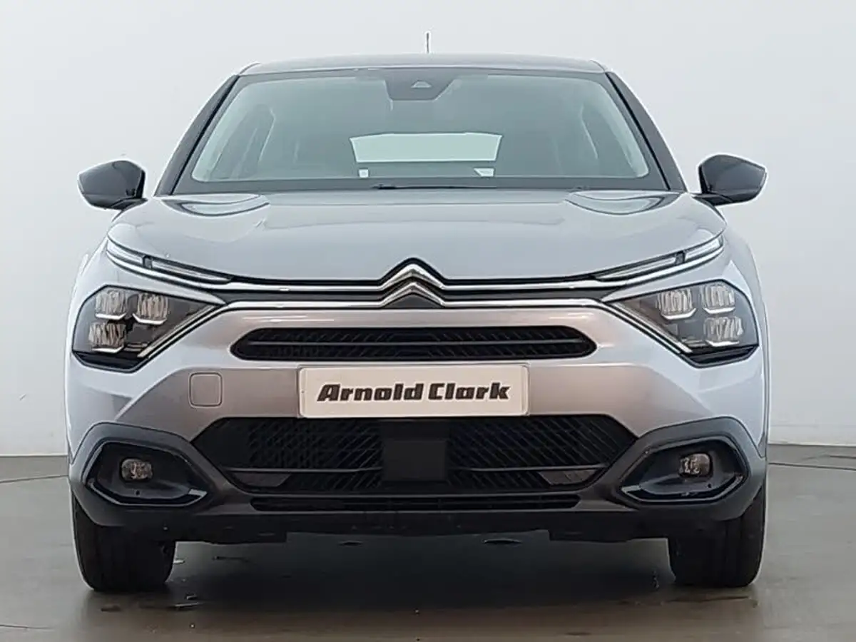 2023-citroen-c4-12-puretech-sense-big-18