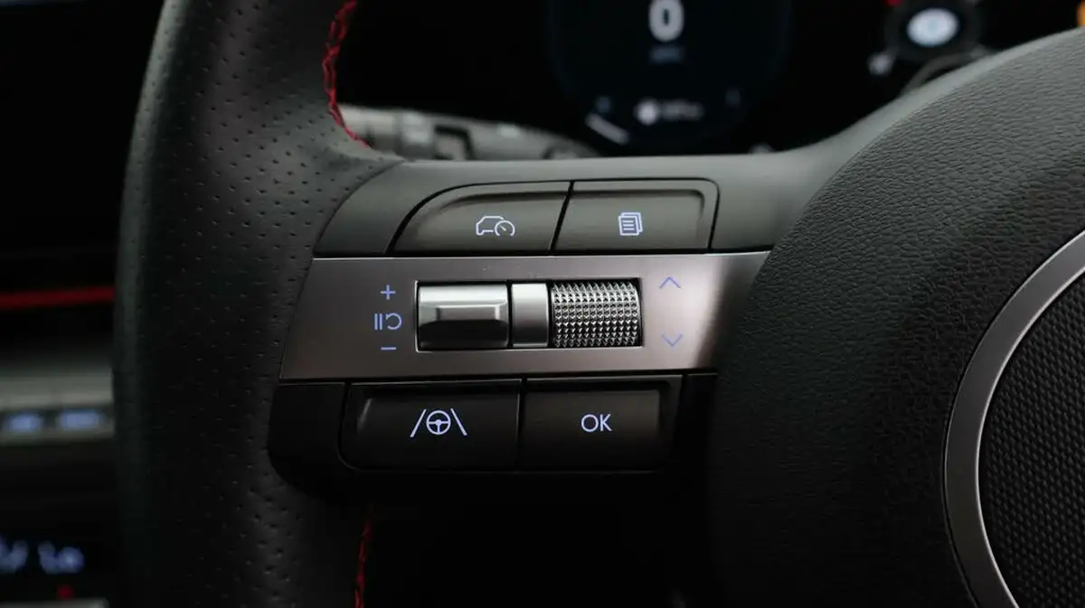 2024-hyundai-kona-10-t-gdi-n-line-120ps-big-24