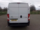 2022-citroen-relay-22bluehdi-35-l2h2-enterprise-small-5