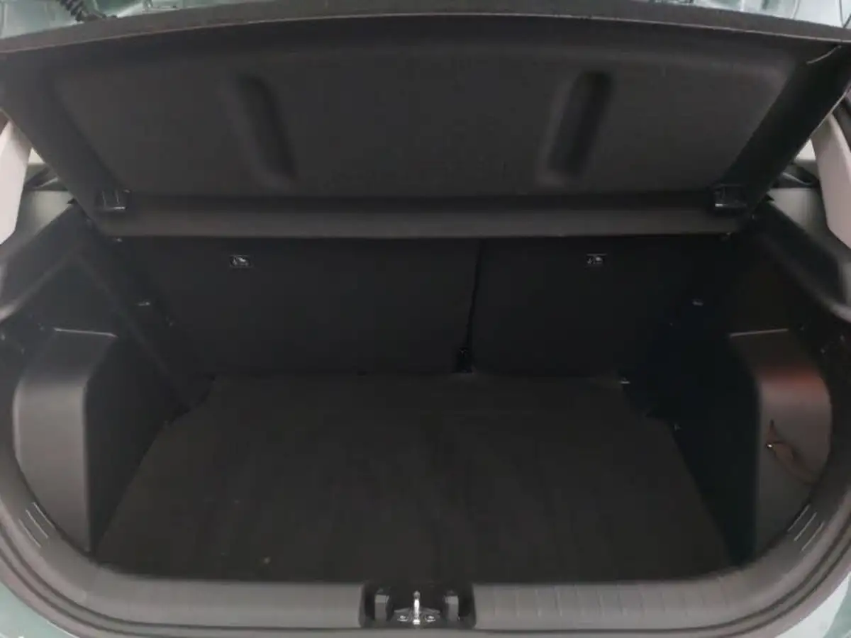 2024-hyundai-i20-10-t-gdi-advance-big-7