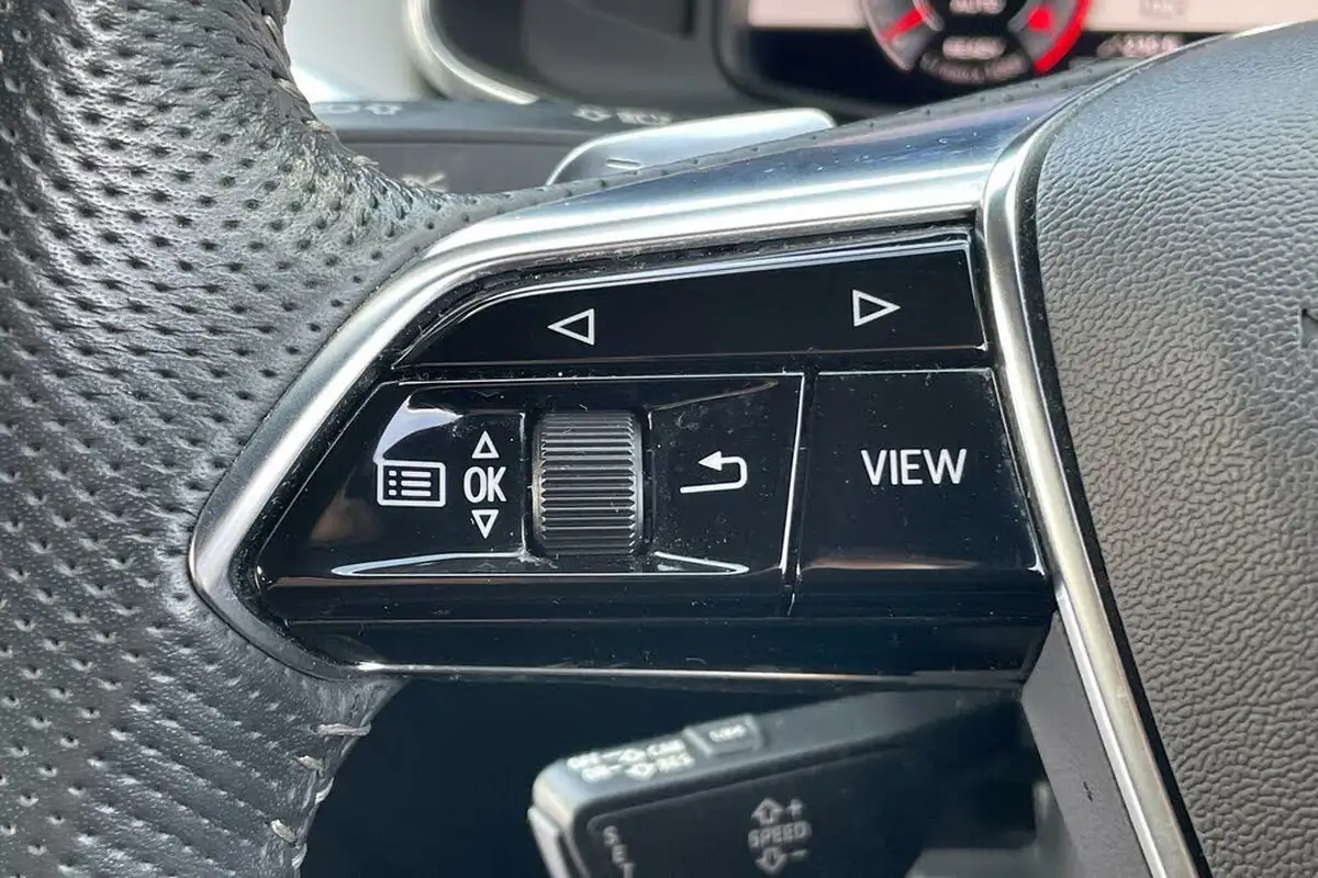 2019-audi-a7-30-45-tdi-s-line-big-12