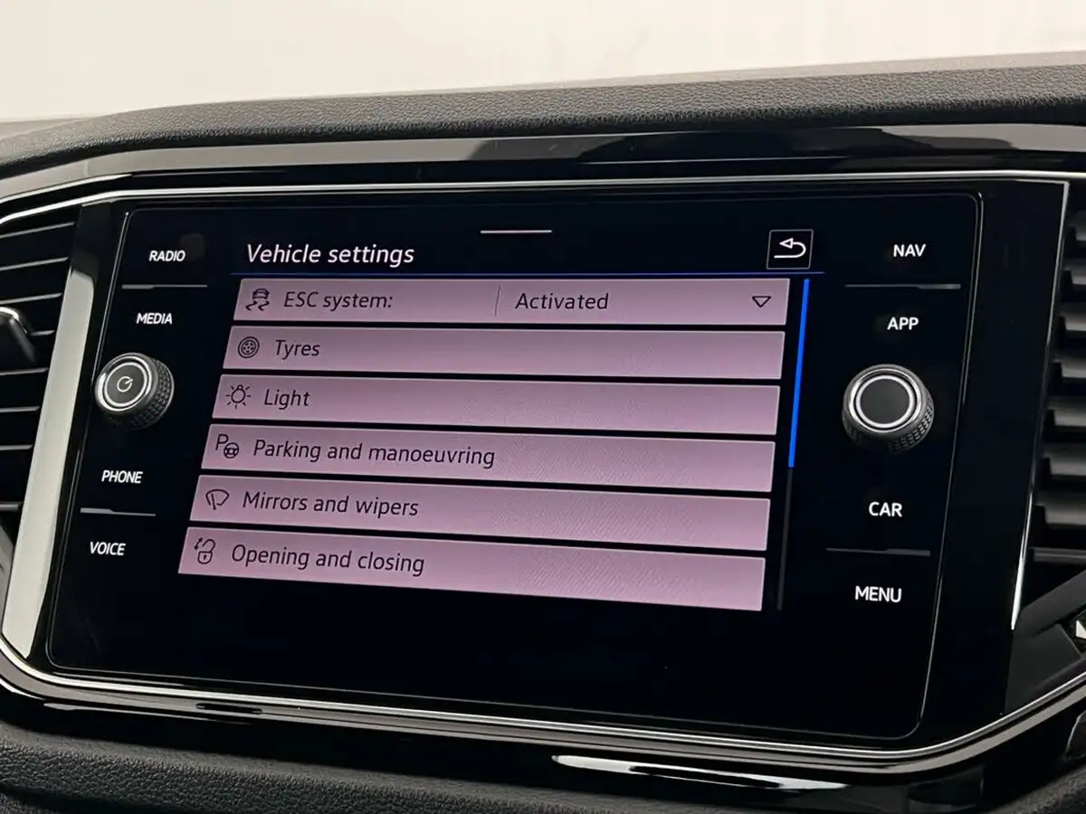 2021-volkswagen-t-roc-15-tsi-black-edition-dsg-big-25