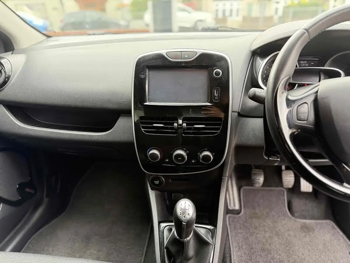 2016-renault-clio-12-dynamique-nav-16v-big-14