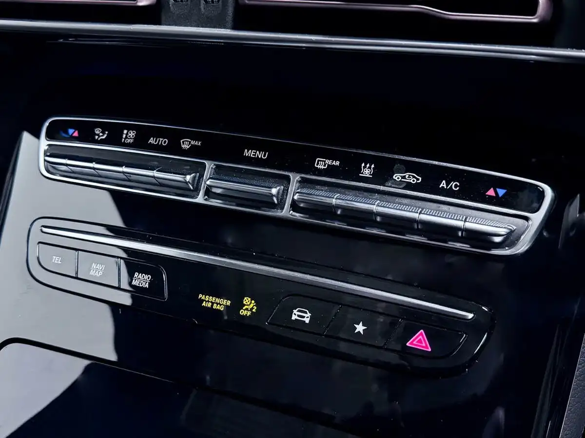 2022-mercedes-benz-eqc-e-eqc-400-amg-line-premium-plus-big-27