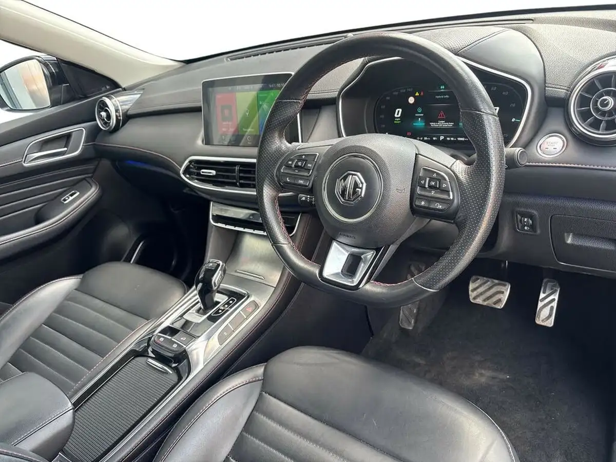 2023-mg-hs-15t-gdi-exclusive-258ps-plug-in-hybrid-auto-big-14