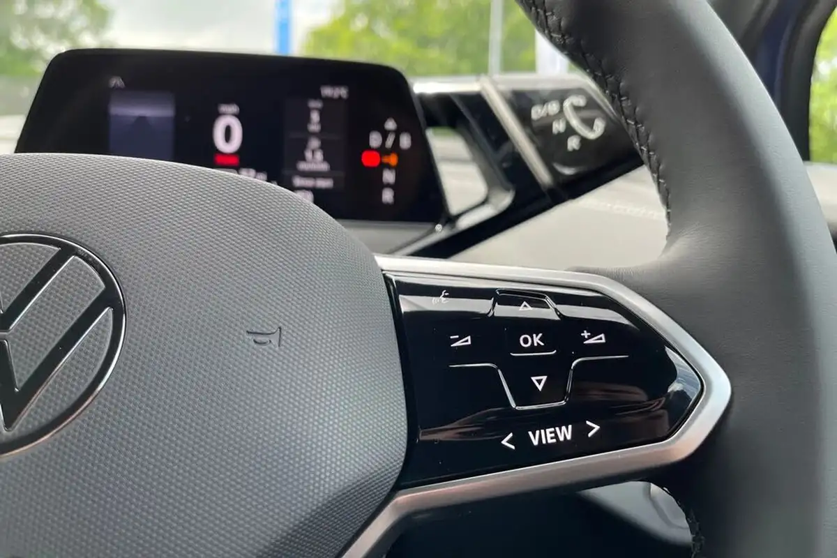 2024-volkswagen-id4-e-life-big-26
