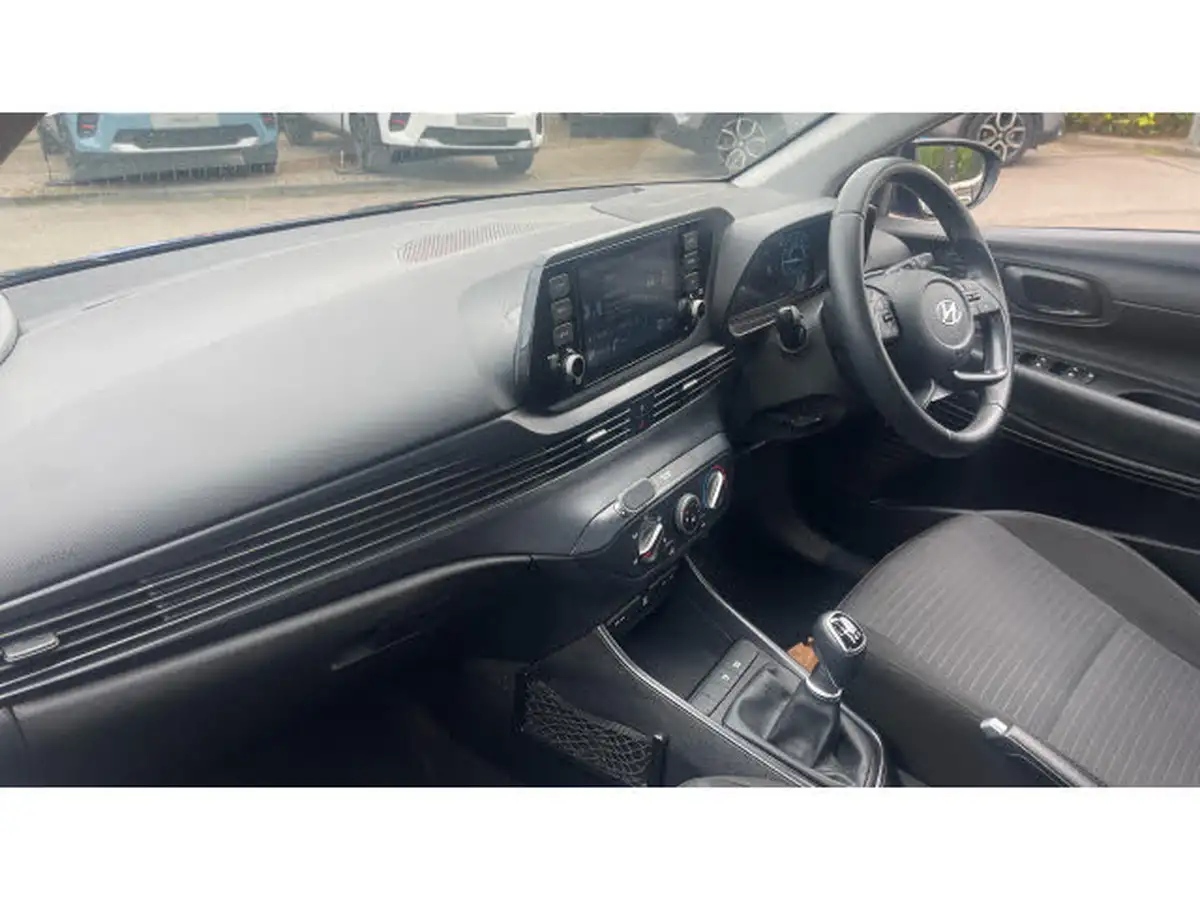 2023-hyundai-i20-10-t-gdi-se-connect-eclutch-imt-big-8