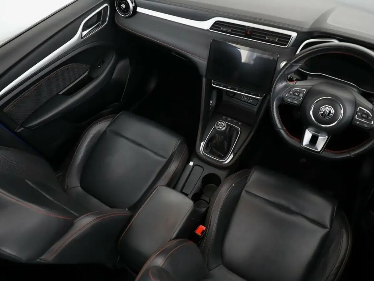 2022-mg-zs-suv-10t-gdi-exclusive-big-36