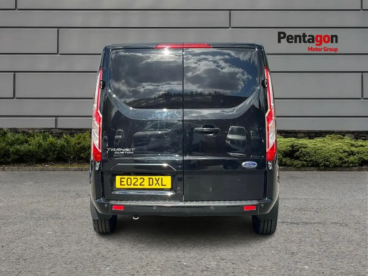 2022-ford-transit-custom-20tdci-300-l1h1-limited-130pseu6dt-panel-van-big-13