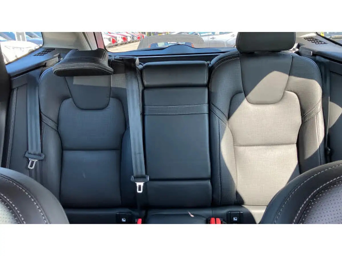 2020-volvo-xc60-20td-b5-inscription-big-14