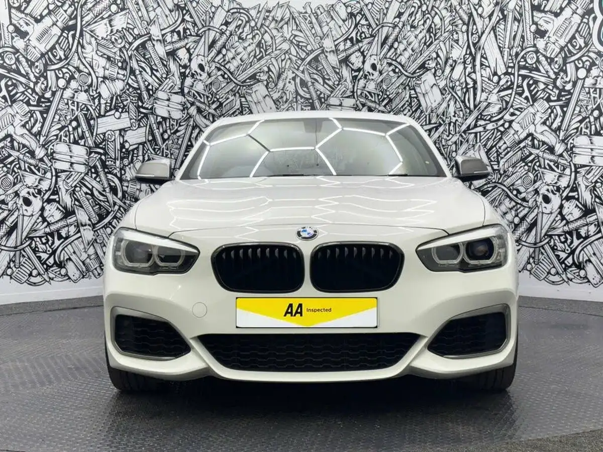 2019-bmw-1-series-30-m140i-shadow-edition-5d-big-2