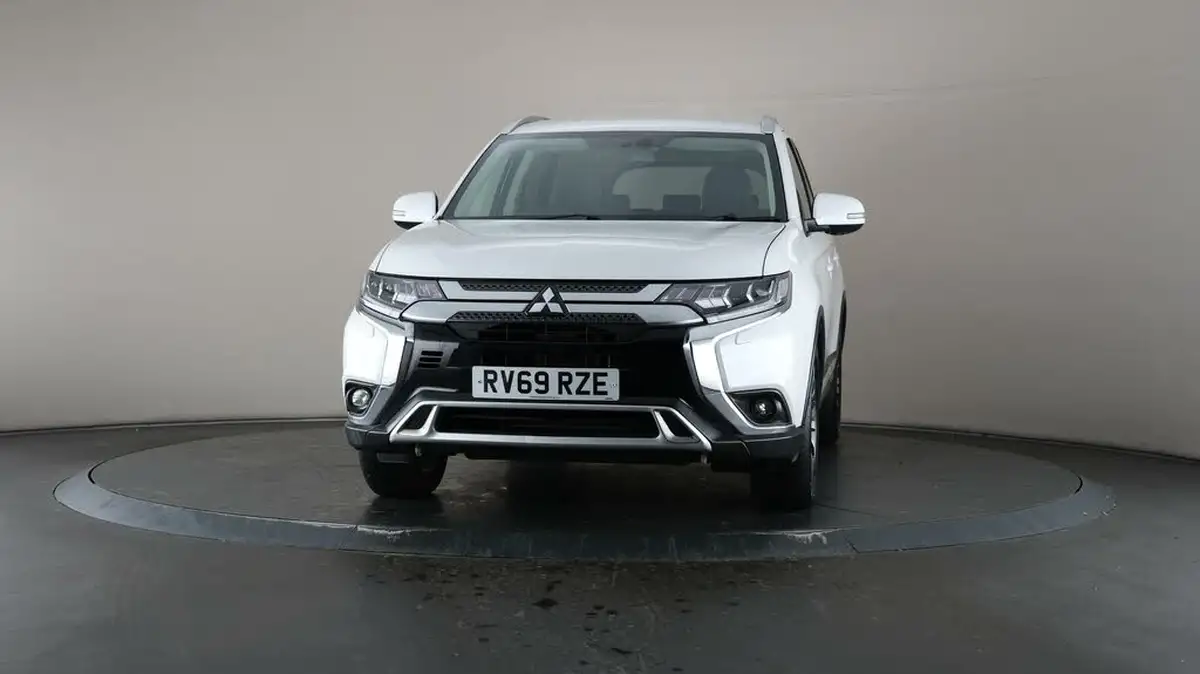 2019-mitsubishi-outlander-20-exceed-big-41