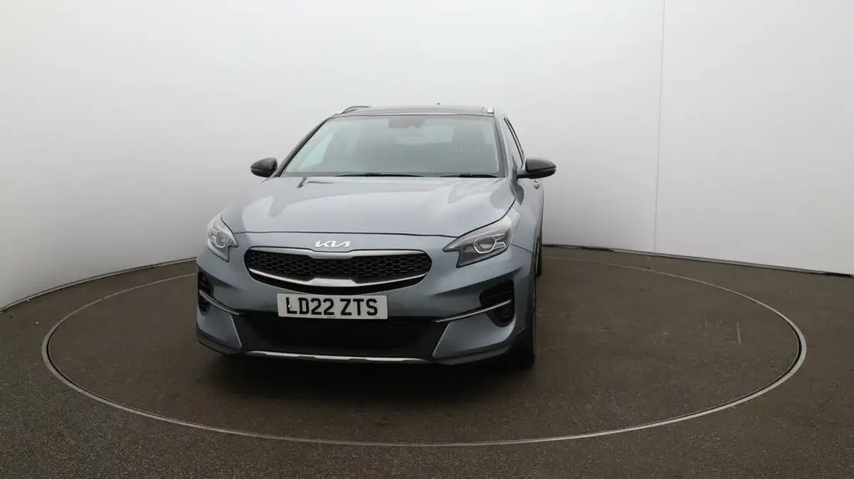 2022-kia-xceed-15-t-gdi-4-big-32