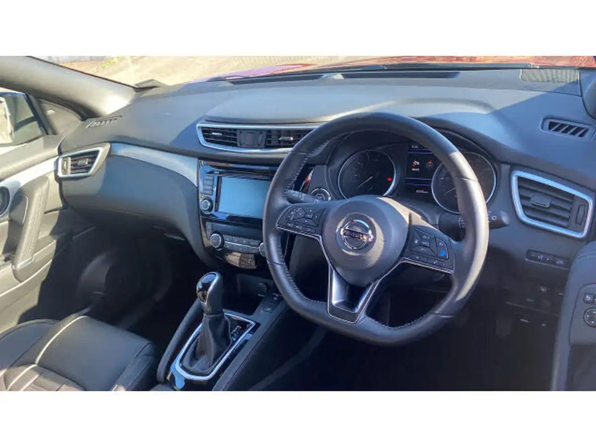 2019-nissan-qashqai-13-dig-t-tekna-160ps-19in-alloys-dct-big-10